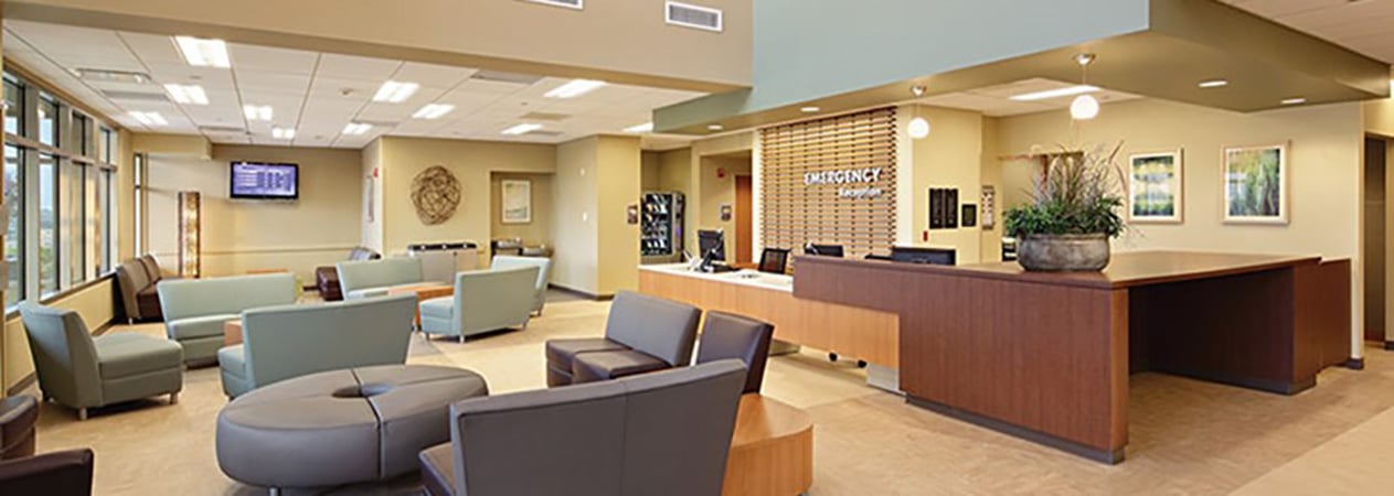 Franklin Woods Hospital_lobby