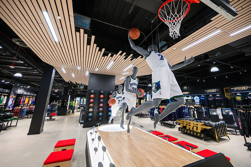 NBA Store Jumping Basketball Platform