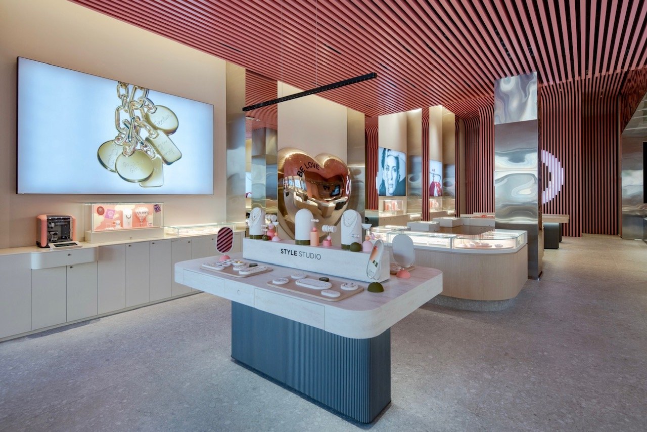 Pandora Flagship Store